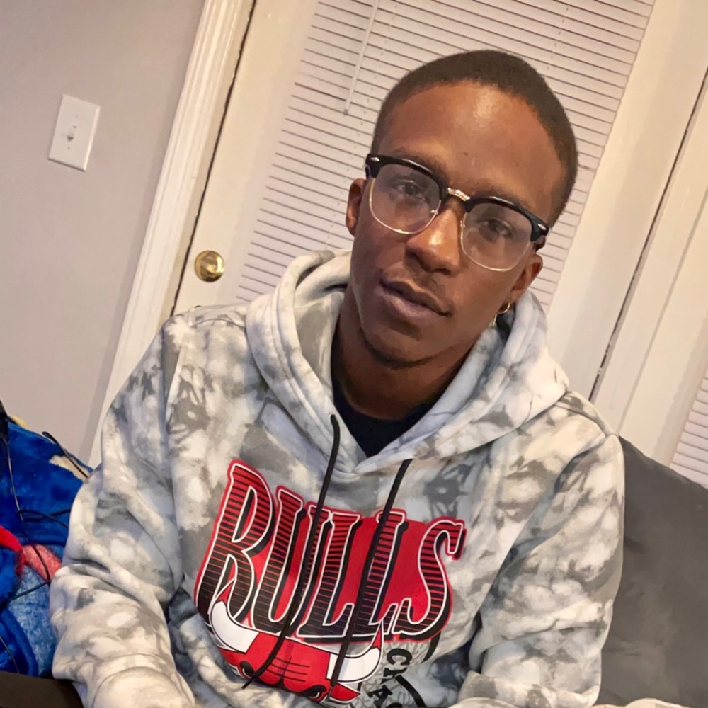 Meet your Posher, Dequon